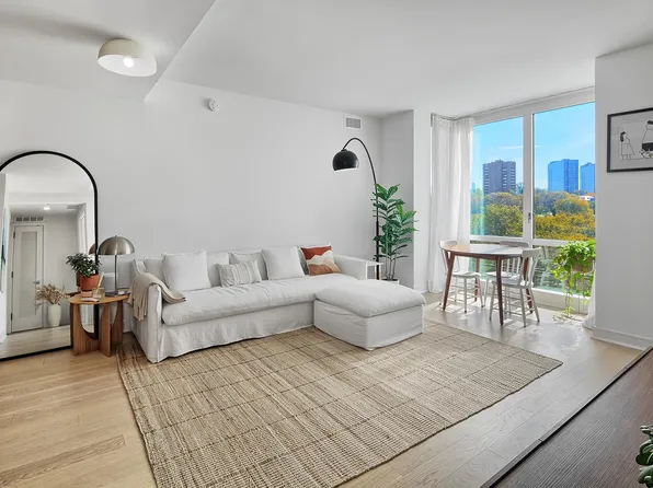 1000 Maxwell Lane image 5 of 23