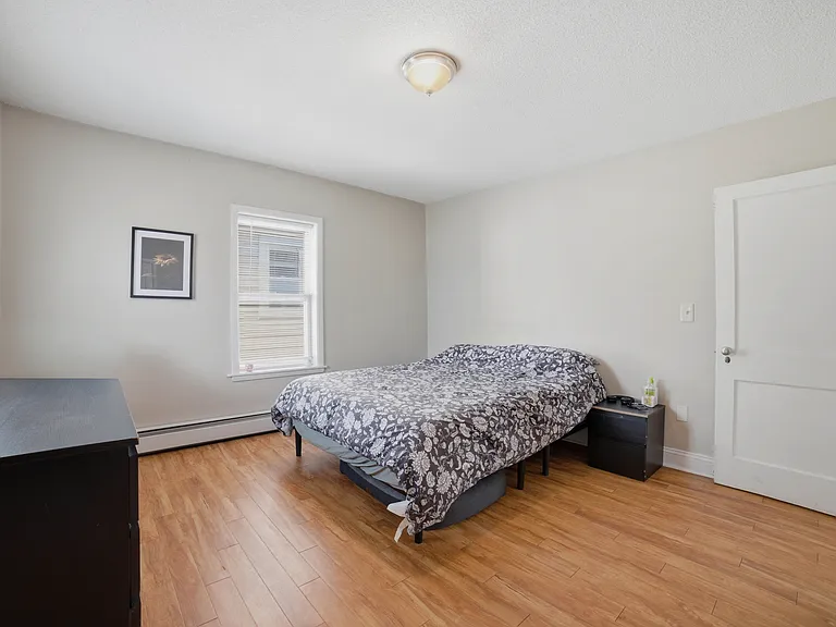 168 Greenwood St #2 — Photo 8