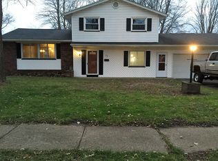 11 Wingate Dr, Rochester, NY 14624