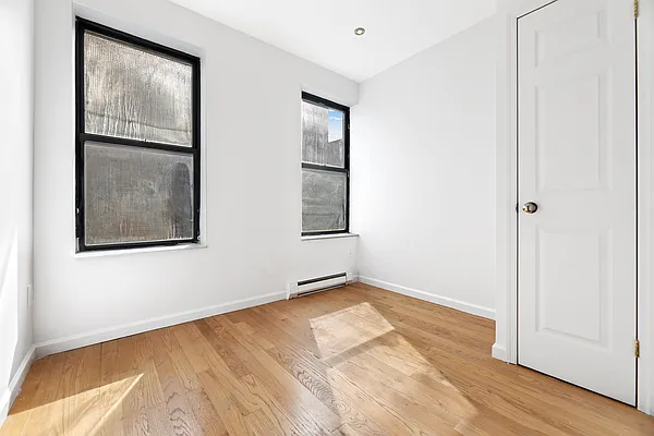 Rented by REAL New York | media 5