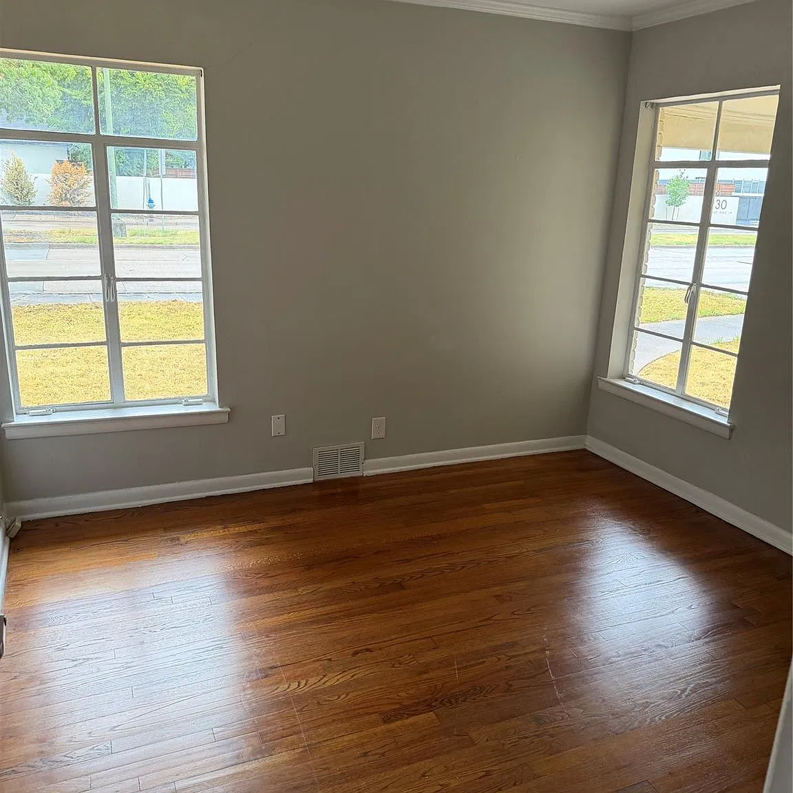 3 bed, 1504 sqft, $3,495 — Photo 3