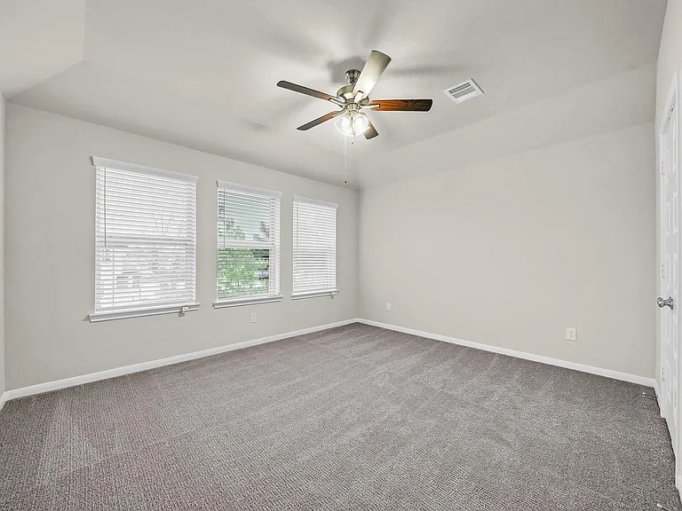 5606 Hyde Park Dr — Photo 12