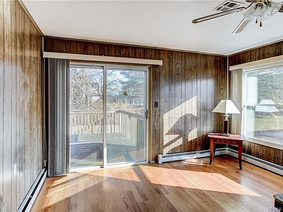 4th image of 984 Jamaica Blvd