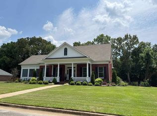 215 Harrington Ln, Florence, AL 35630