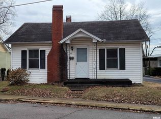 1603 Pace Ave, Mount Vernon, IL 62864