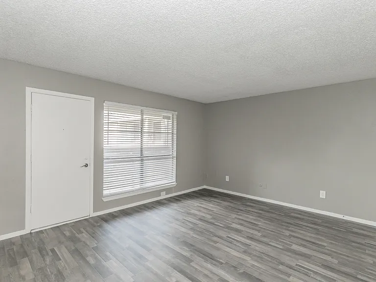 Station 121 at Town Center Apartments — Photo 86