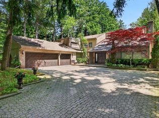 277 Shoreacres Rd, Burlington, ON L7L2H3