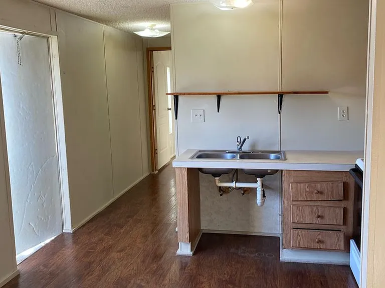 4405 Old Jeanerette Rd — Photo 2
