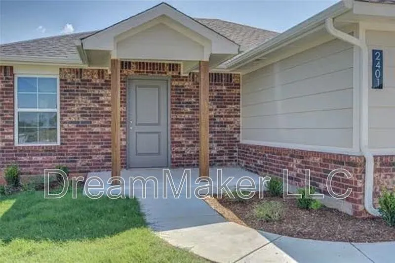3 bed, 2.0 bath, 1208 sqft, $1,495 — Photo 4