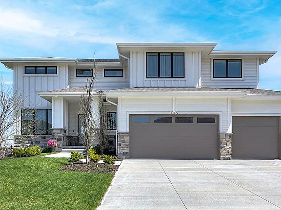 2nd image of 10109 S 186th Ave