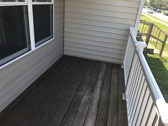 4th image of 261 Greenbrier Ave
