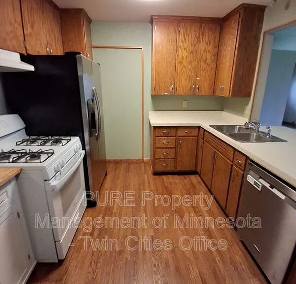 2299 Randy Ave — Photo 4