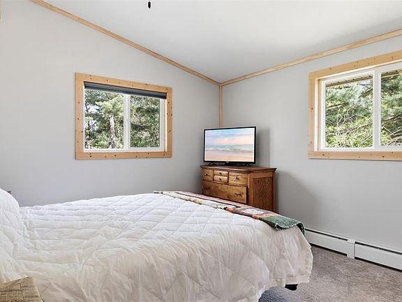 5th image of 16139W Anderson Road