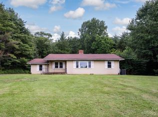 15 Larlyn Ln, Asheville, NC 28804