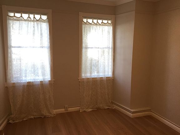 3rd image of 2361 Jackson St #1