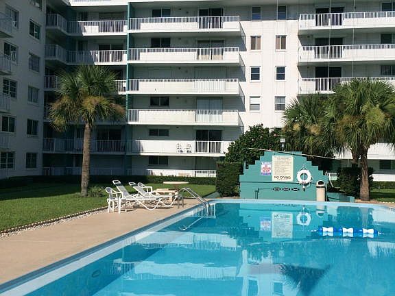 3rd image of 2727 N Atlantic Ave #5100