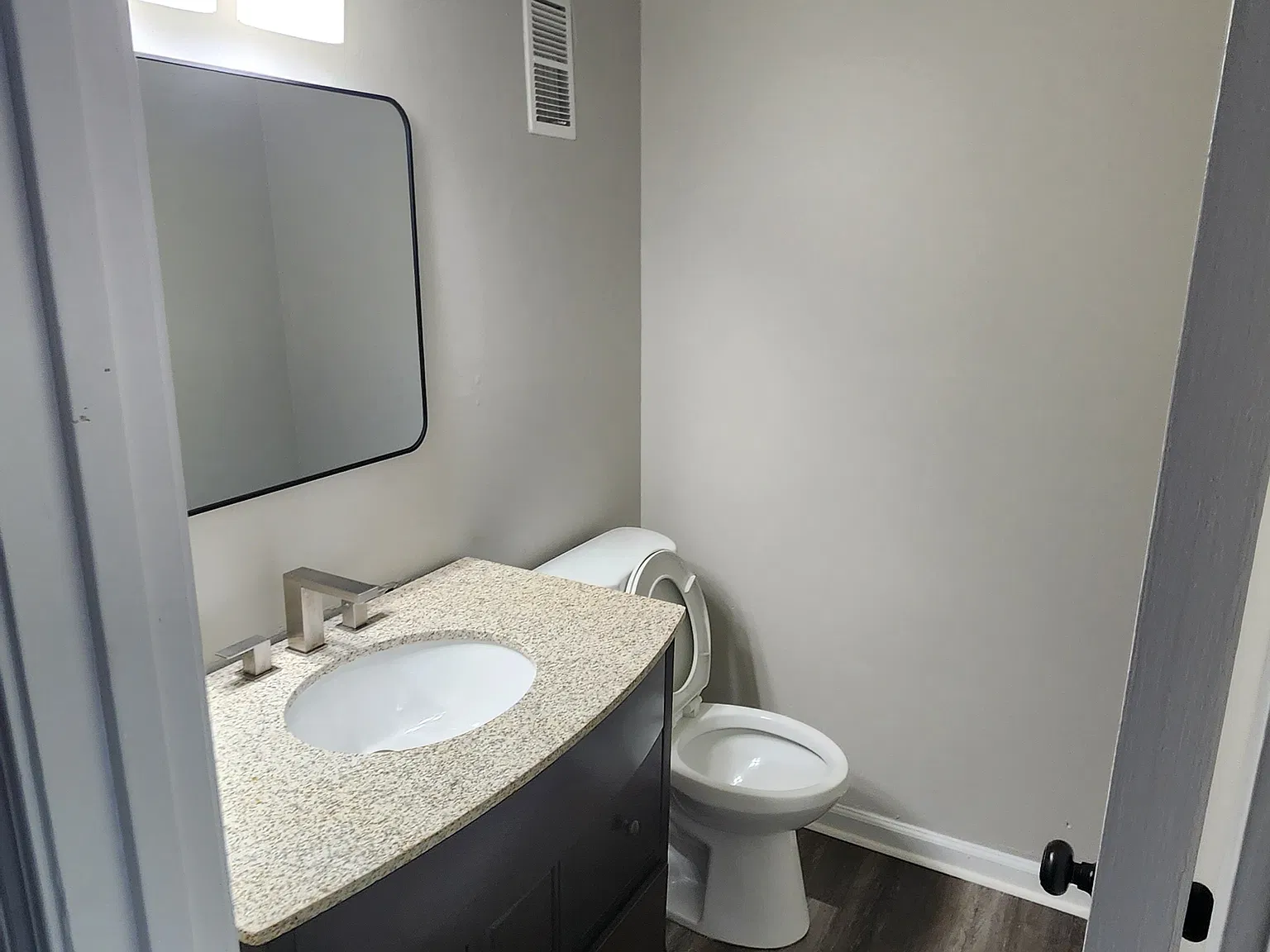 3 bed, 1.5 bath, 1620 sqft, $1,850 — Photo 2
