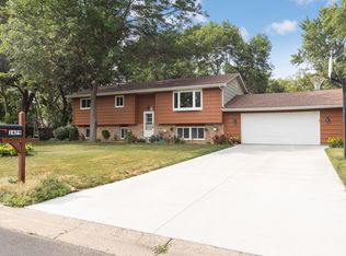 1479 73 1/2 Ave NE, Minneapolis, MN 55432