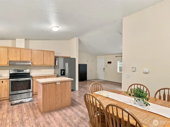 22706 114th Place SE, Kent, WA 98031