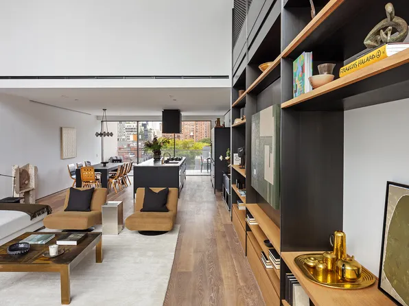 455 West 19th Street image 6 of 25