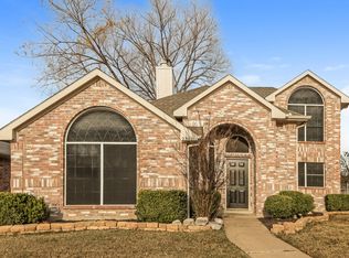 2840 Helen Ln, Mesquite, TX 75181