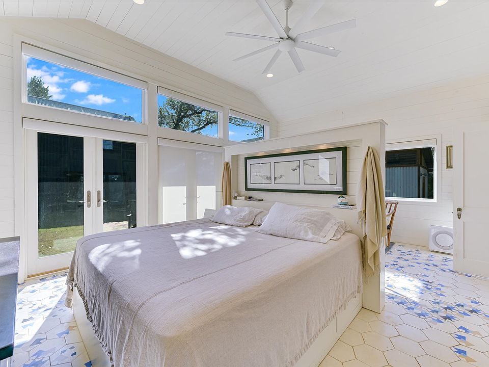 907 W Annie St #1, Austin, TX 78704 | Zillow