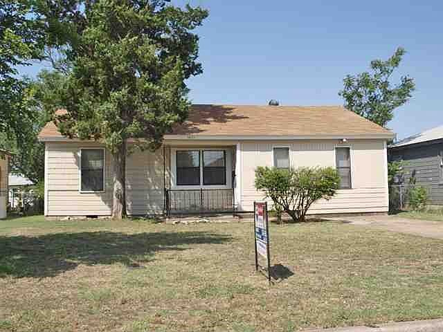 1st image of 2822 NW 24th St