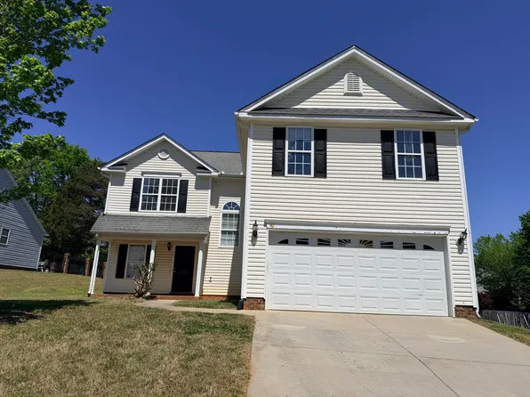 3537 Dunbarton Dr, Winston Salem, NC 27107