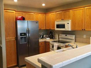 16963 NW Oak Creek Dr, Beaverton, OR 97006