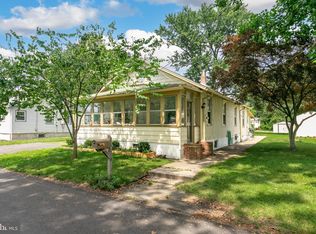 1734 Jefferson St, Cinnaminson, NJ 08077
