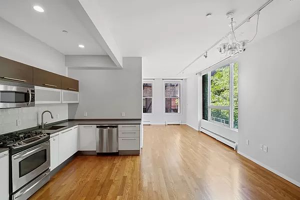 1st image of 232 E 118th St #3BB