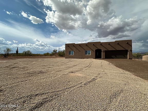 2nd image of 47924 N 15TH Avenue
