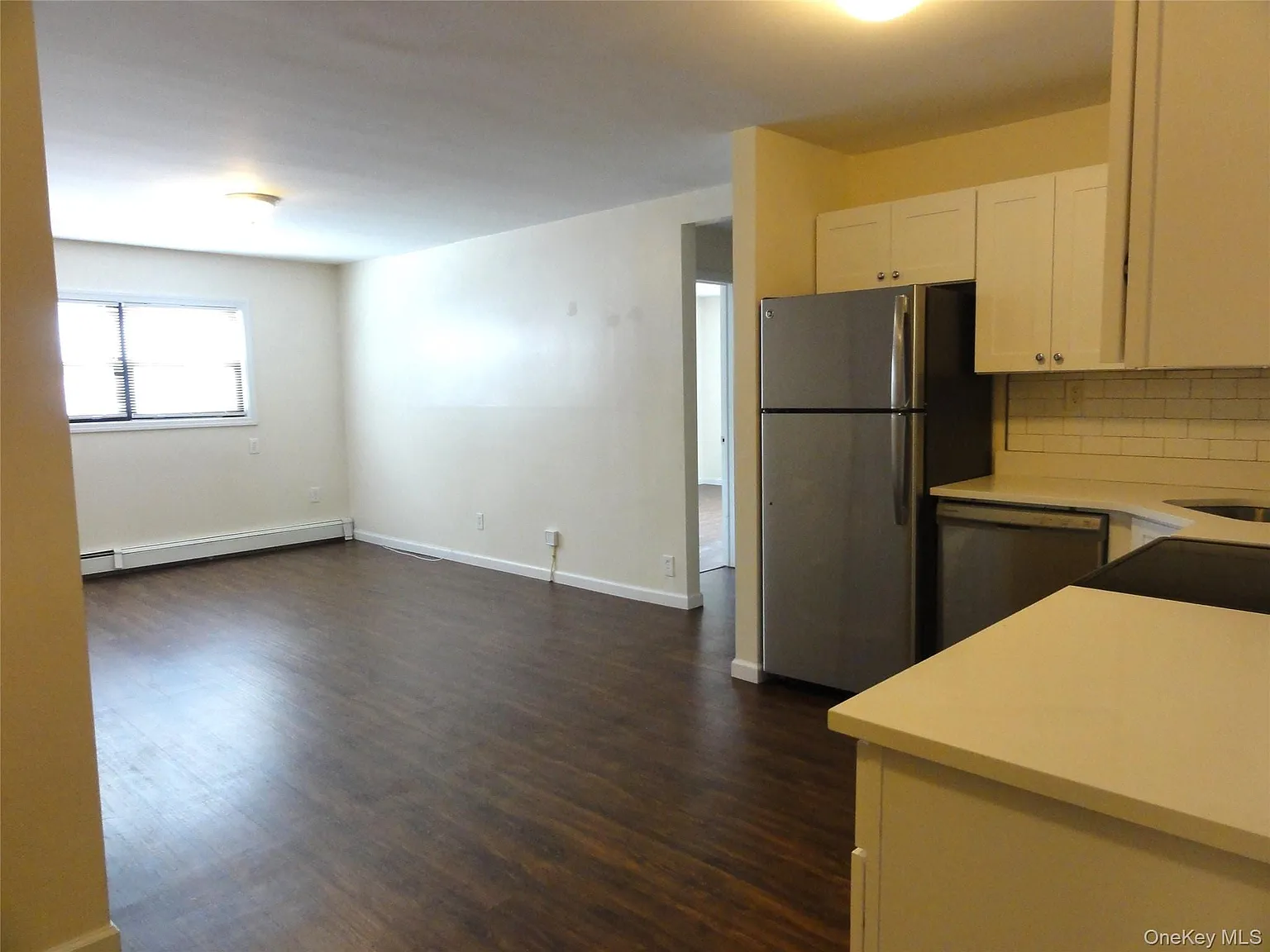 2 bed, 1.0 bath, 850 sqft, $2,950 — Photo 2