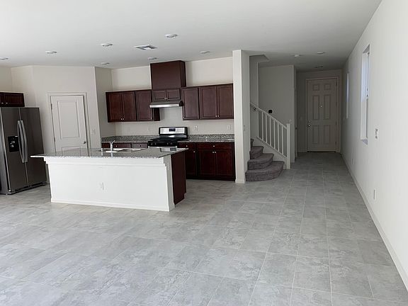 5th image of 6575 Meadow Lakes