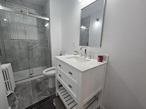 5th image of 5455 Ridge Ave #1