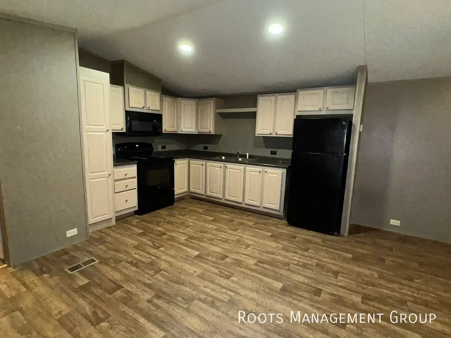 3 Bed 2 Bath Home Available for Lease at Eagles MHP - Apply Now! — Photo 3