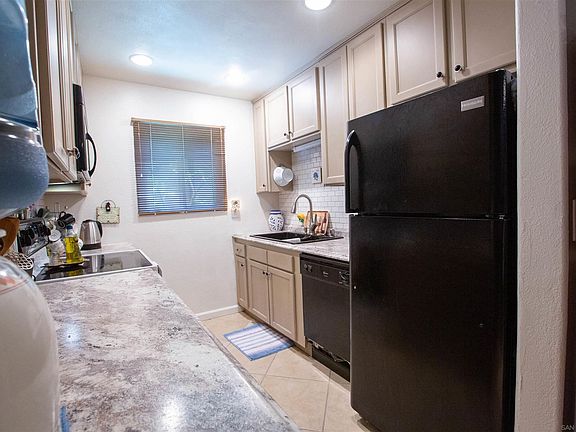 5th image of 1624 Presioca St Unit 25