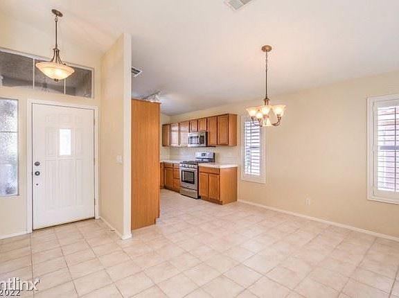 5th image of 9841 Aspen Grove Pl