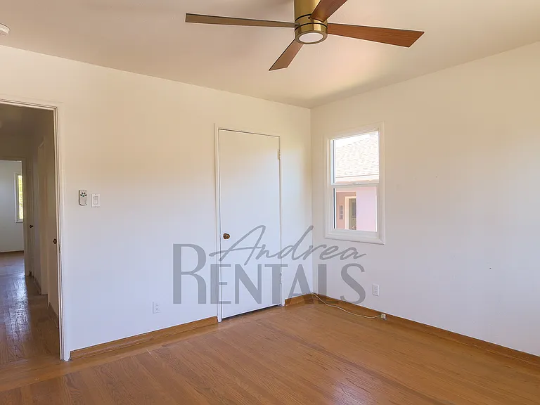 7 Ramona Ave — Photo 13