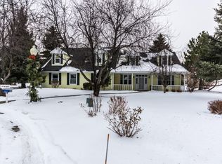 4633 Harvest Circle, Grand Forks, ND 58201