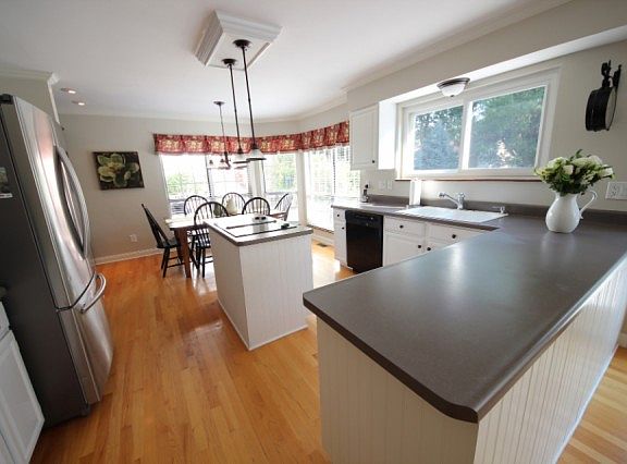 2nd image of 2712 Bluff Creek Ct