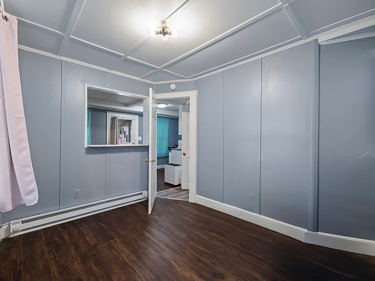 405 Clifton Blvd #R — Photo 9