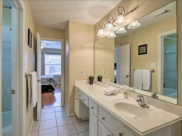 1006 Rochow St #A — Photo 22