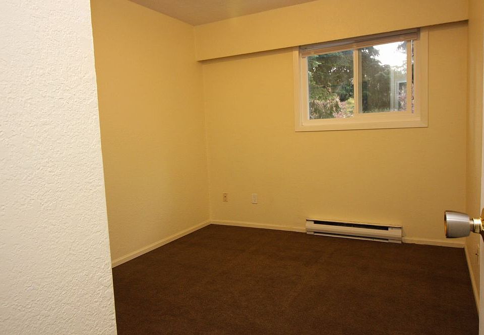 2nd image of 1993 Kaltasin Rd #202
