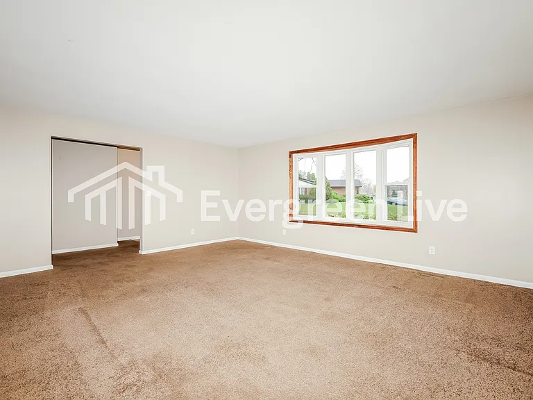 4571 Sylvan Oak Dr — Photo 5