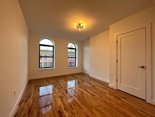 Rented by Abba Realty Associates INC | media 52