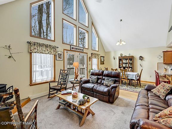 2nd image of 48 Keats Ln