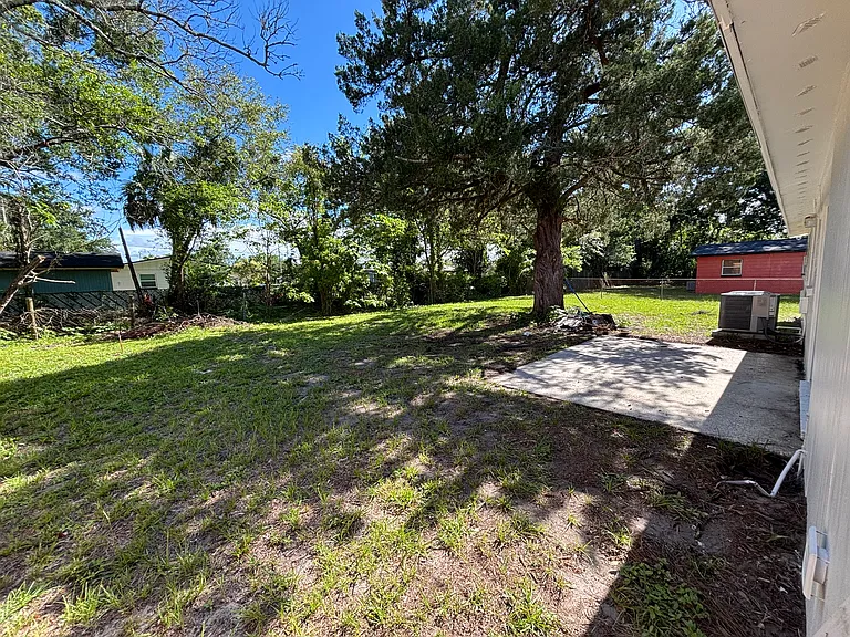 10768 Indies Dr S — Photo 10