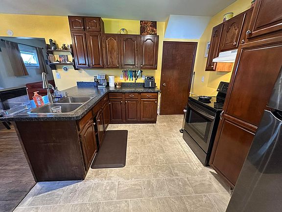 4th image of 2194 Sale Rd