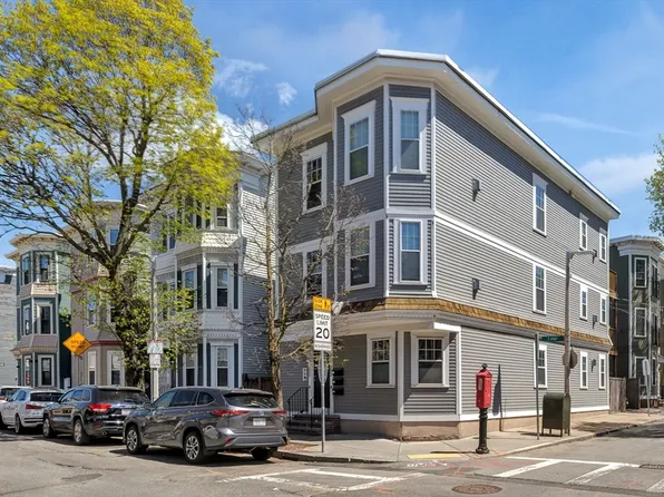 253 E St #Floor1, Boston, MA 02127